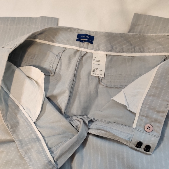 Dockers Capri Dress Blue Pant Women's 16 - Picture 7 of 11